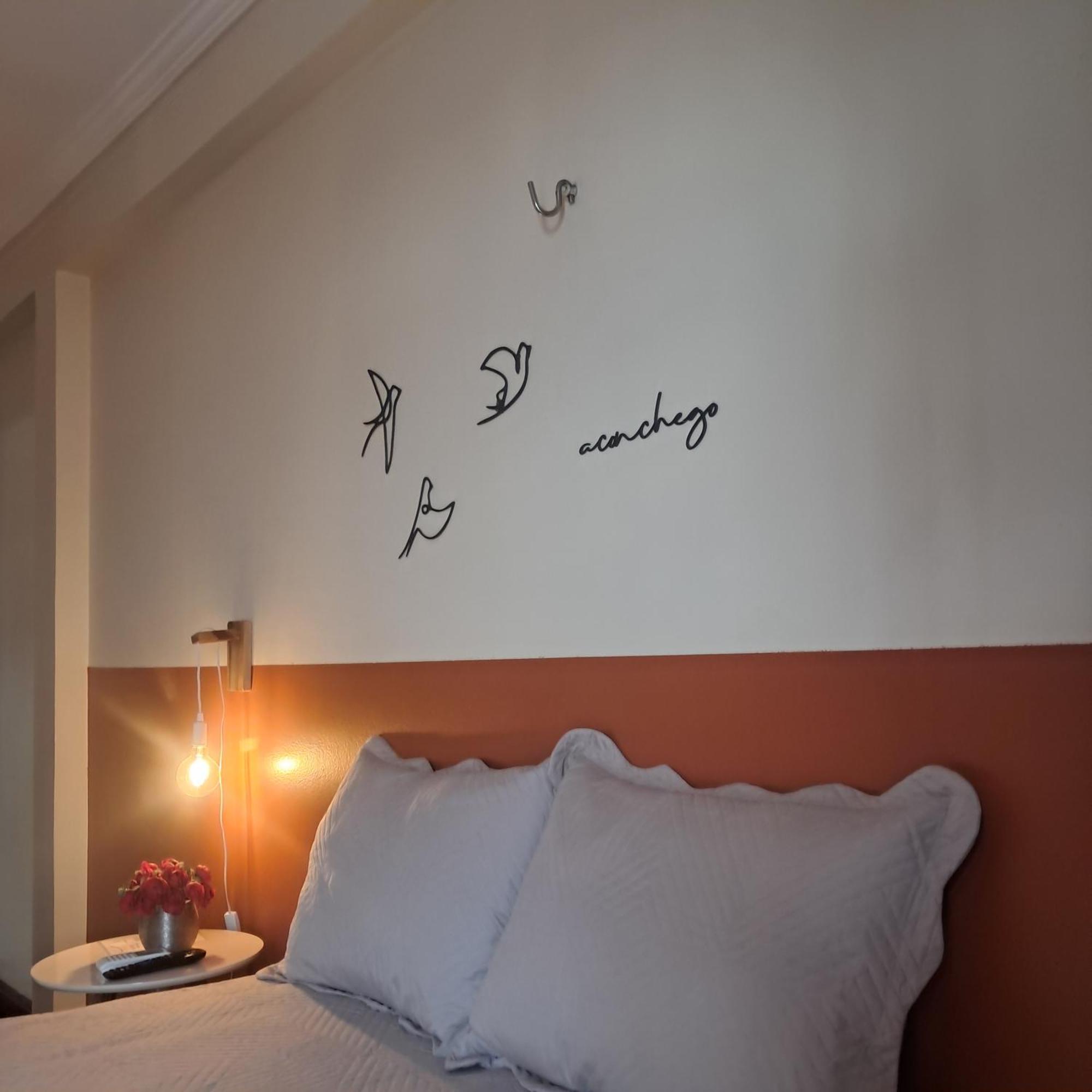 Casa Rosa 5 Min A Pe Da Ponta Ngra Quarto em Acomodações Particulares